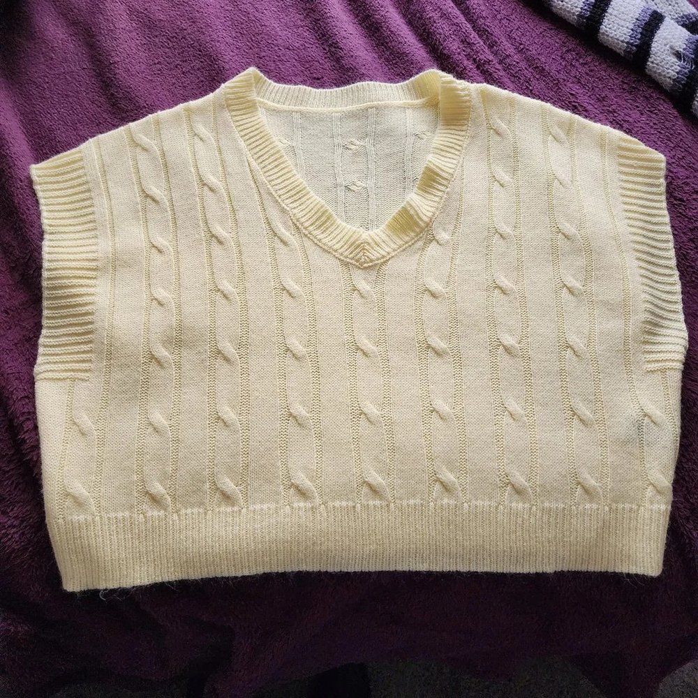 SHEIN Yellow Sweater Vest